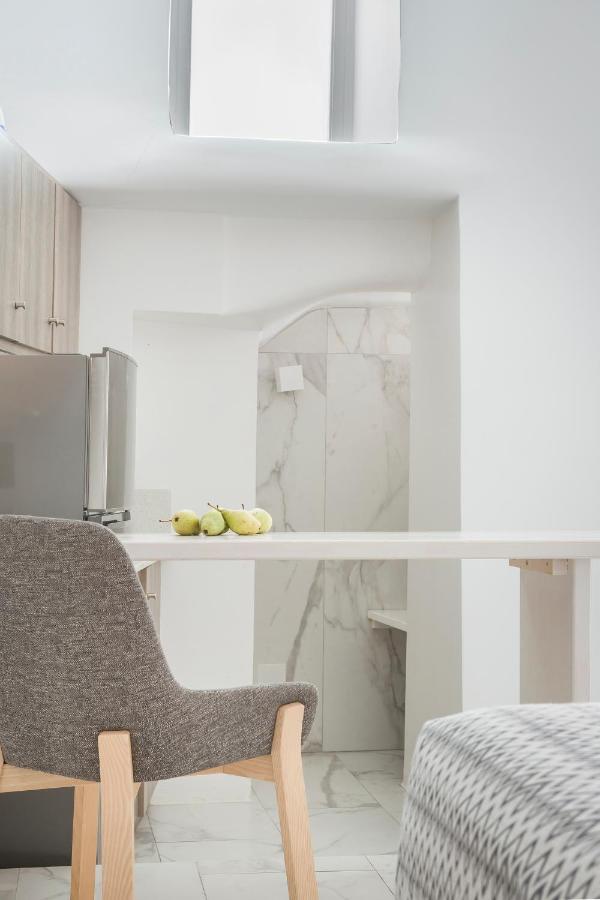 Kostantis Town Suites Mykonos Town エクステリア 写真