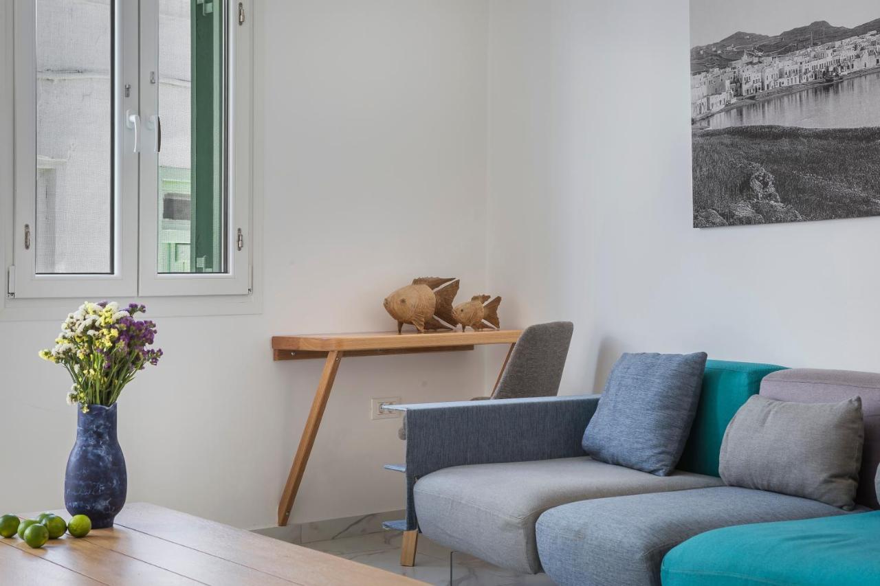 Kostantis Town Suites Mykonos Town エクステリア 写真