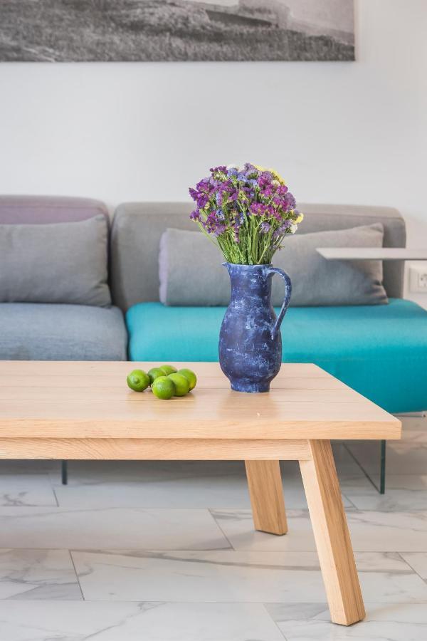 Kostantis Town Suites Mykonos Town エクステリア 写真